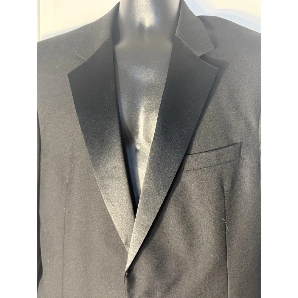 Jos‎ A Bank Formal Elegant Tuxedo Black Jacket Wool/ Satin Trim Sz 43L Wedding